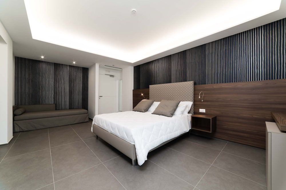 Likò Resort Deluxe Double Room 6