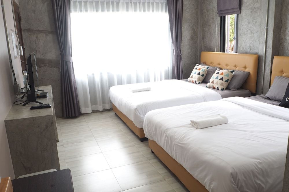 Ban Kaeng Resort Quadruple Room 3