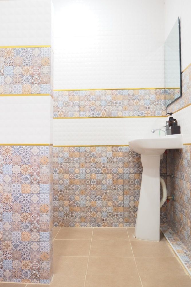 Ban Kaeng Resort Quadruple Room 11