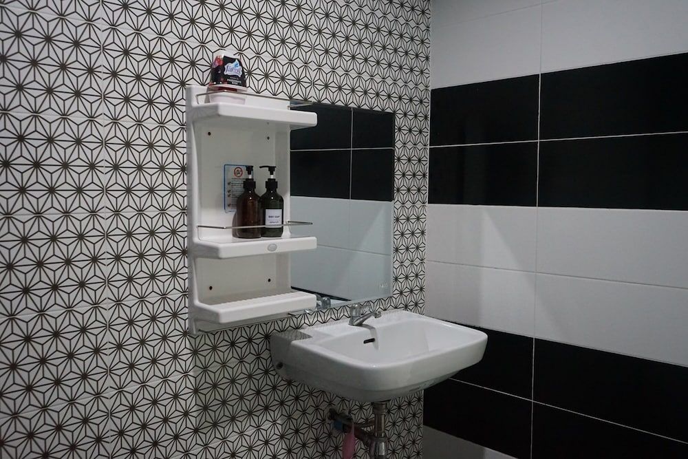 Chaiyai River Front Hotel Family Suite 15