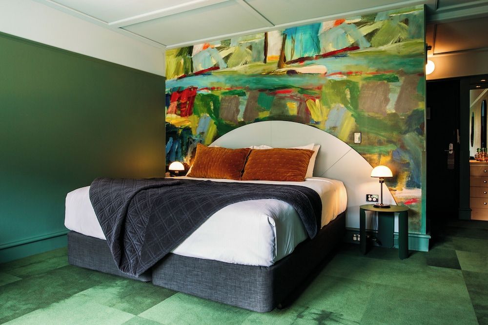 The Central Hotel Queenstown, A Naumi Chapter