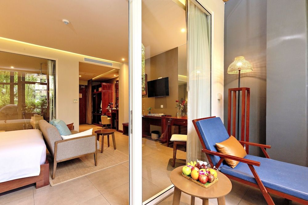 Indra Hotel Junior Studio Suite 10