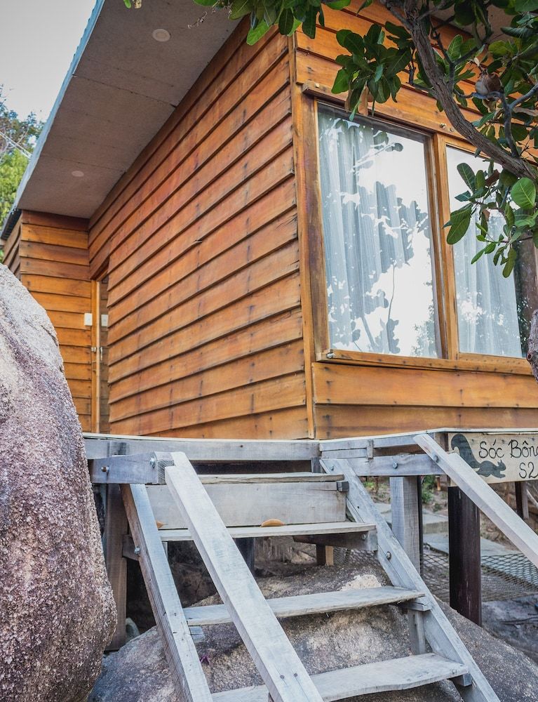 Squirrel Bungalow