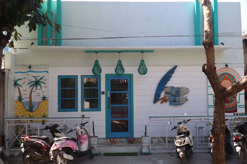 undefined Write Hostel 3