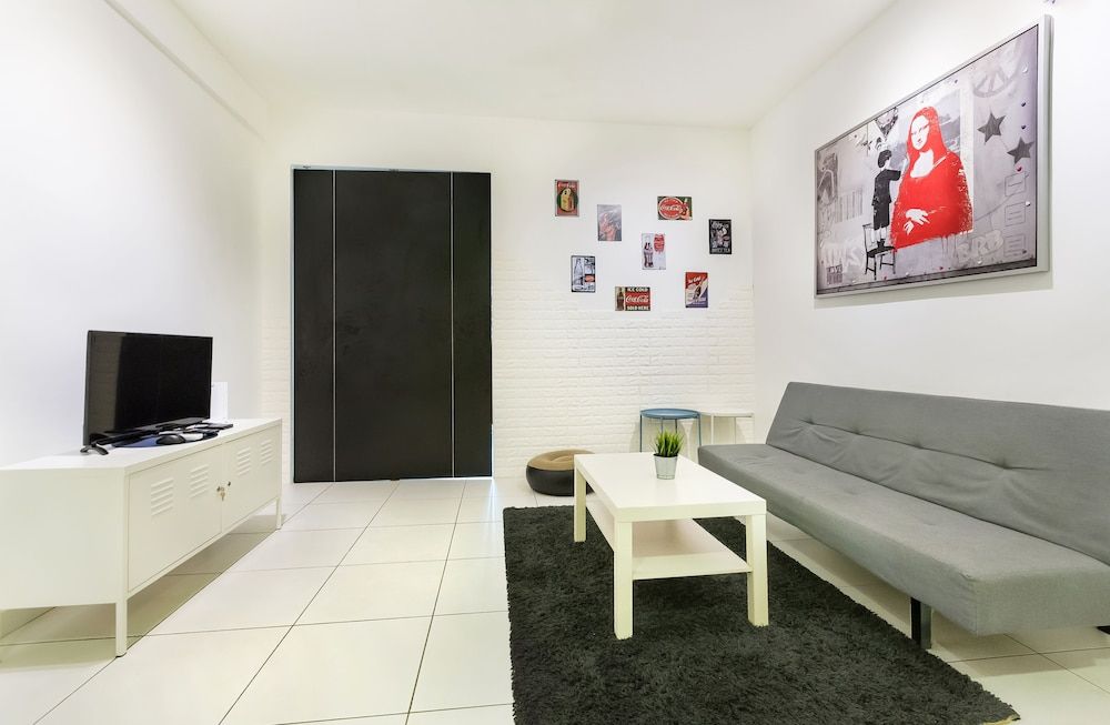 Akademik Suites Deluxe Studio Suite 11