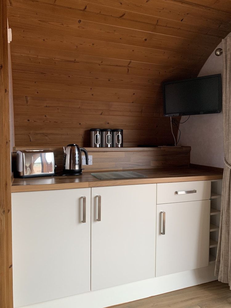 Cabin (The Pod)