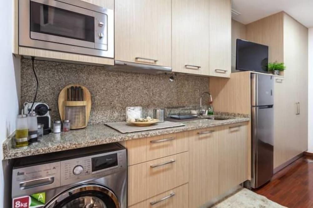 Barnabe Apartment Comfort Apartment, 1 Bedroom, City View 11