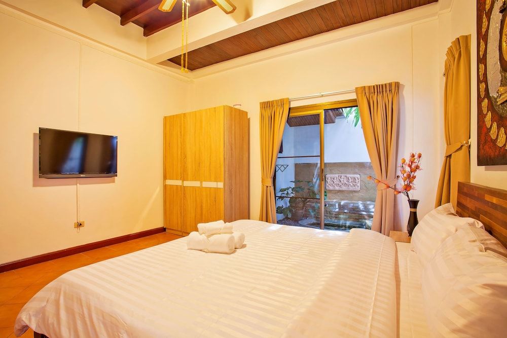 undefined Unique Thai Style 4BR Pool Villa Nikkie 7