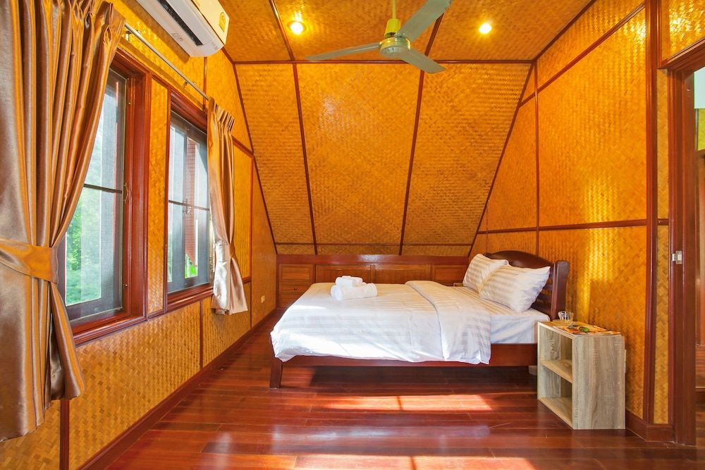 undefined Unique Thai Style 4BR Pool Villa Nikkie 8