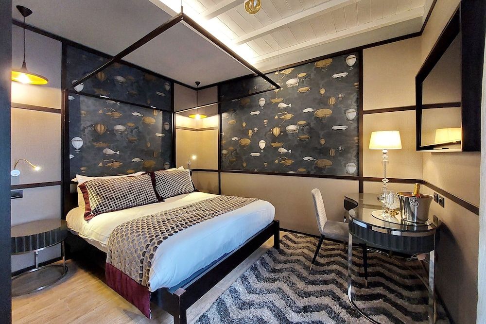 undefined HELMIRAGE PIAZZA DI SPAGNA SUITE 2