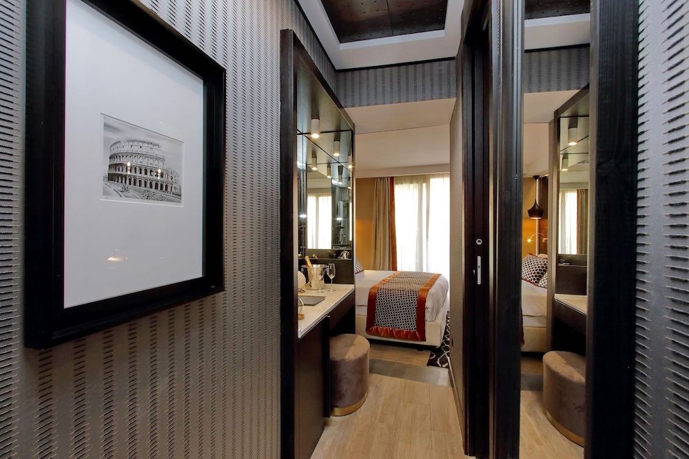 undefined HELMIRAGE PIAZZA DI SPAGNA SUITE 4