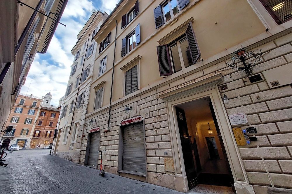 undefined HELMIRAGE PIAZZA DI SPAGNA SUITE 6