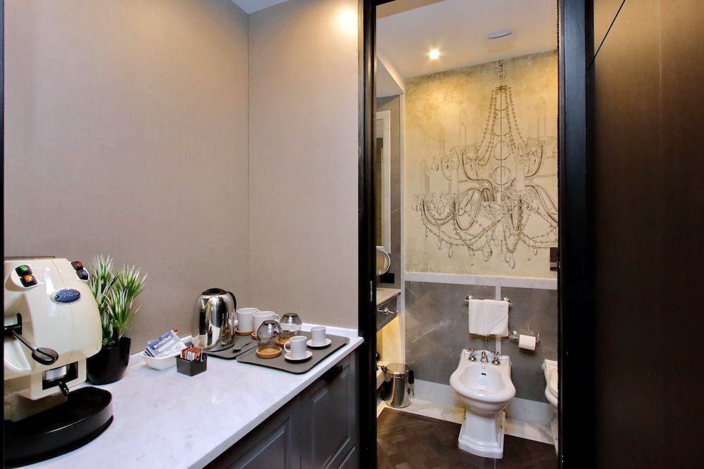 undefined HELMIRAGE PIAZZA DI SPAGNA SUITE 9