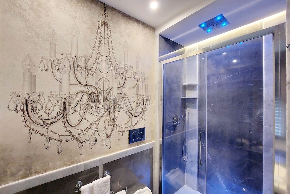 undefined HELMIRAGE PIAZZA DI SPAGNA SUITE 10