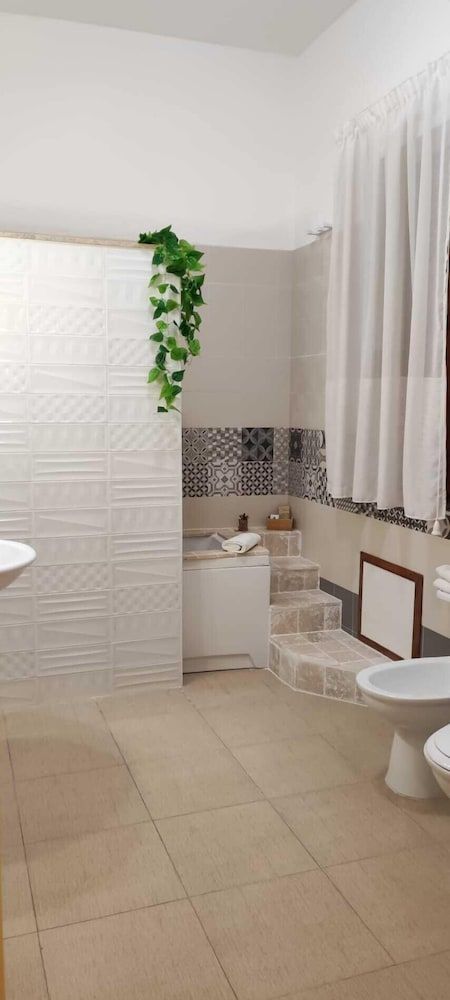 Fratelli Clemente Spa And Hotel Classic Quadruple Room, Multiple Beds, Non Smoking 3