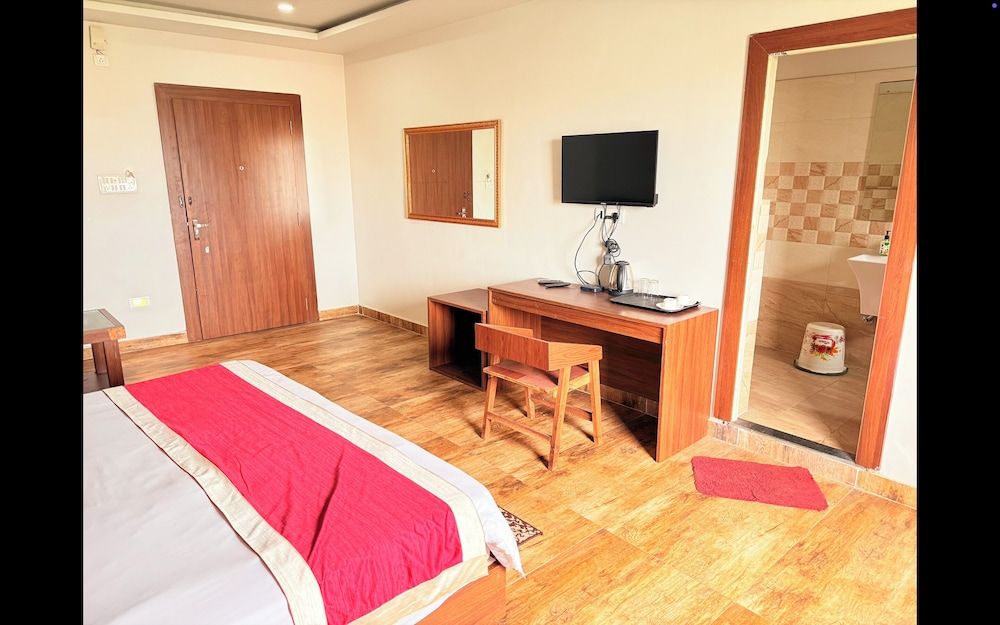 PARADISE PREMIUM Deluxe Double Room 7
