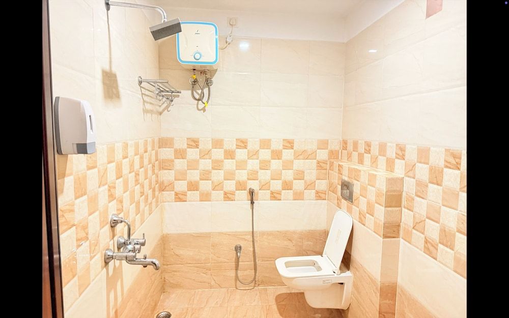 PARADISE PREMIUM Deluxe Double Room 18