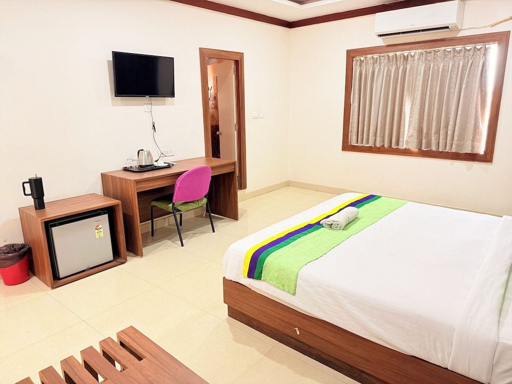 PARADISE PREMIUM Deluxe Double Room 6