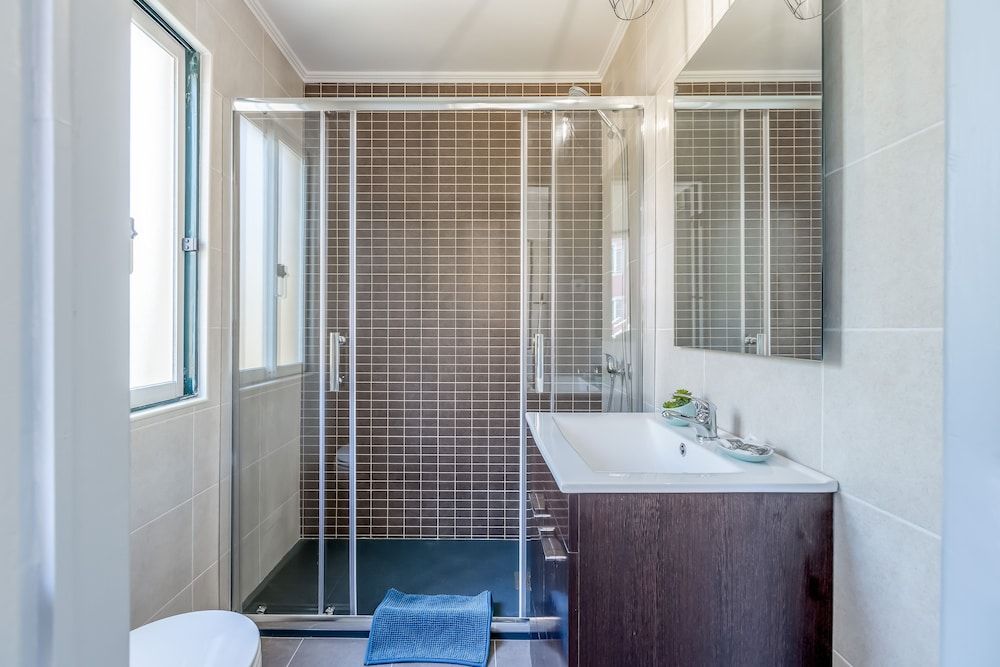 Alfama, Bright Spacious W/ Terrace Apartment, By TimeCooler Apartment, 3 Bedrooms 52