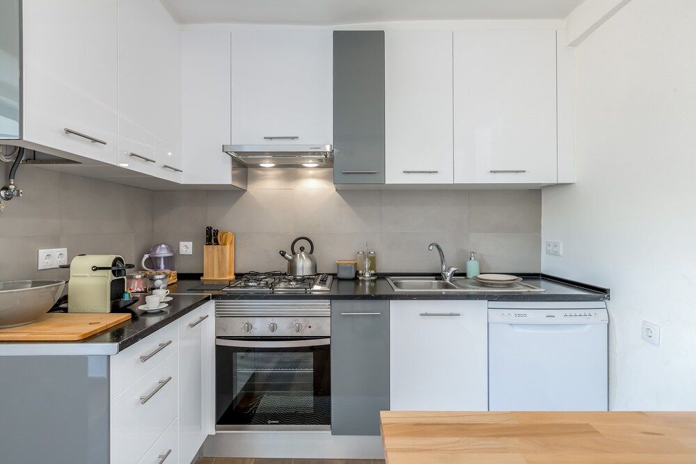 Alfama, Bright Spacious W/ Terrace Apartment, By TimeCooler Apartment, 3 Bedrooms 21