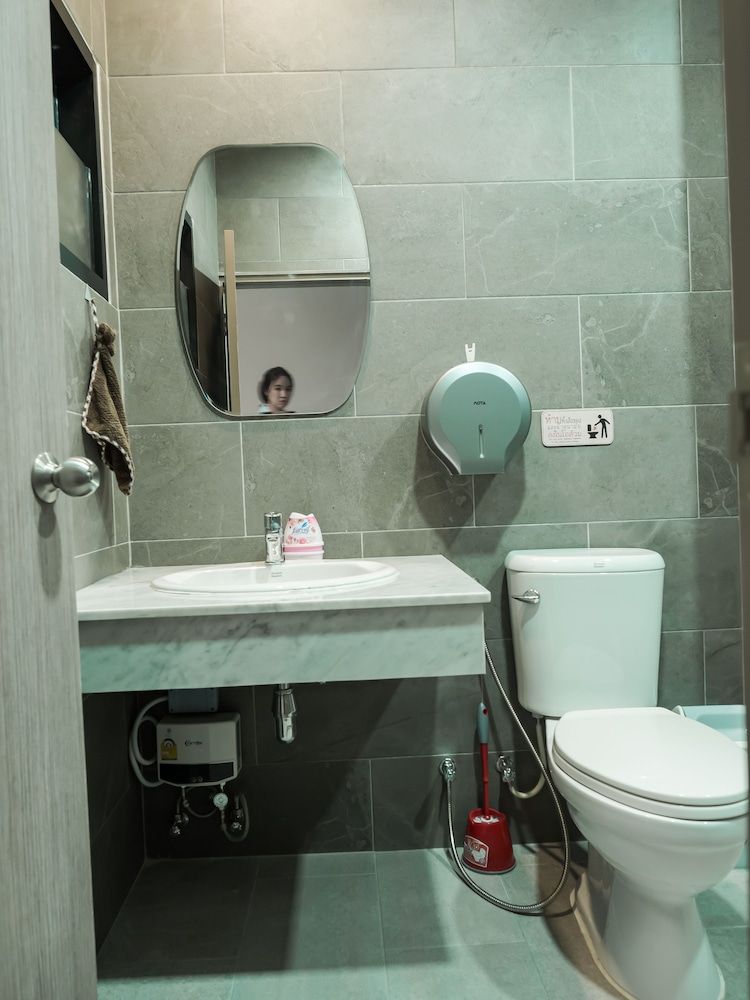 Ray Coffee Bar & Hostel - Adults Only Standard Shared Dormitory, 1 Bedroom 6