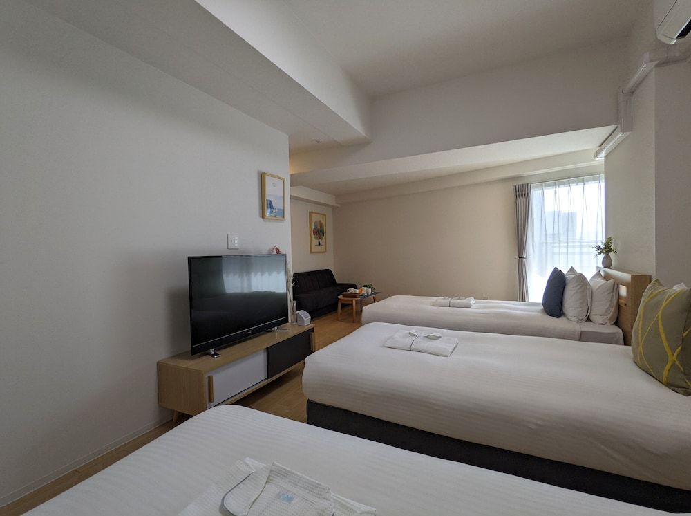 Design Quadruple Room