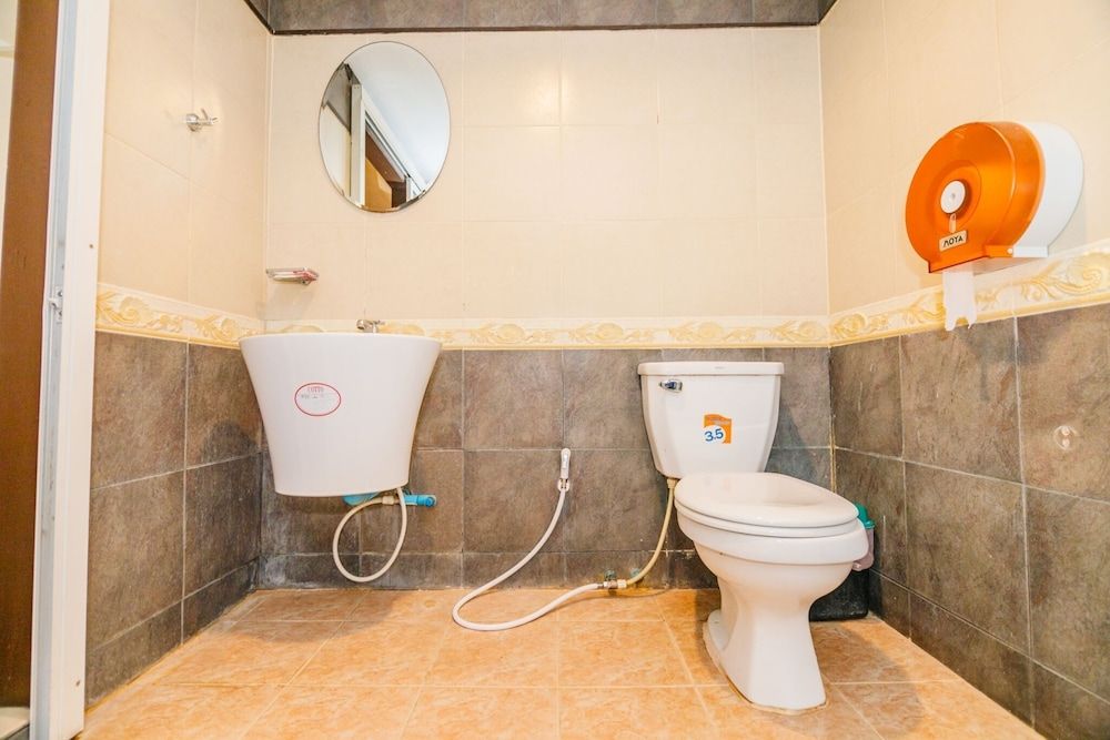 Huandalha Resort Lumphun Deluxe Room 2