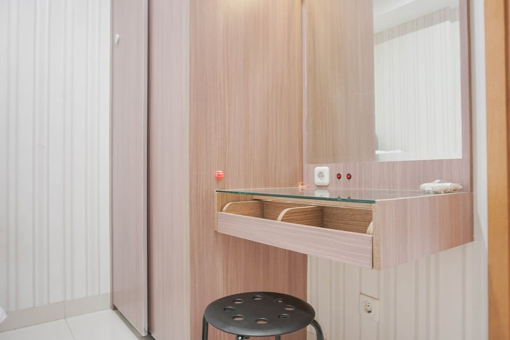 undefined Stunning 2Br Apartment At The Mansion Kemayoran Near Jiexpo 9