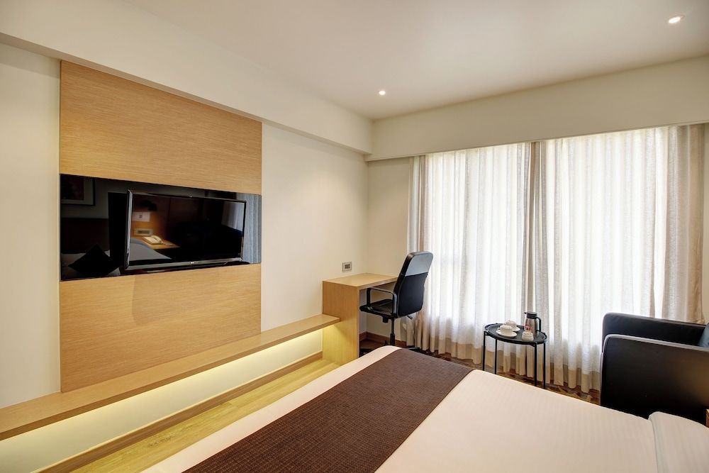 Hotel Mumbai House Ghansoli Premium Room 14