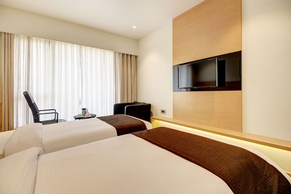 Hotel Mumbai House Ghansoli Premium Room 8