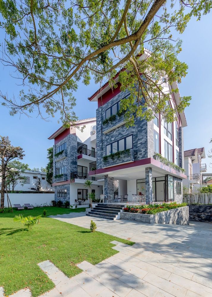undefined Bespoke Villa Hoi An 5