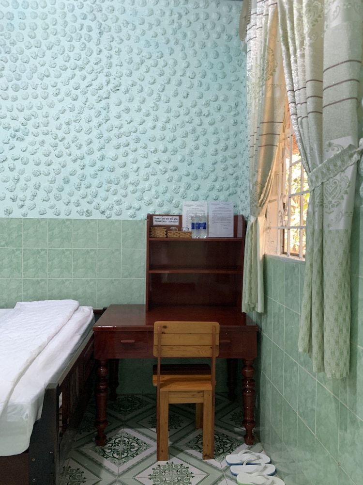 Island Homestay Standard Single Room, 1 Double Bed, Non Smoking, Garden View 3