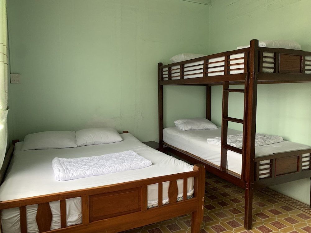 Island Homestay Standard Double Room, 1 Bedroom, Non Smoking, River View 3