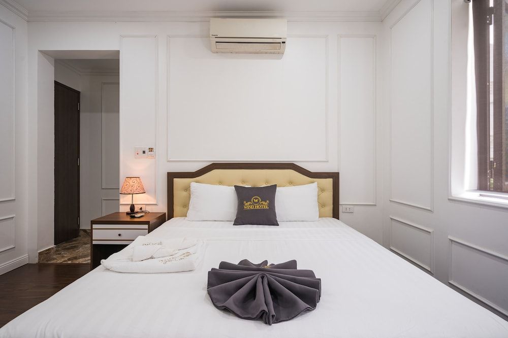 undefined Wind Hotel 10