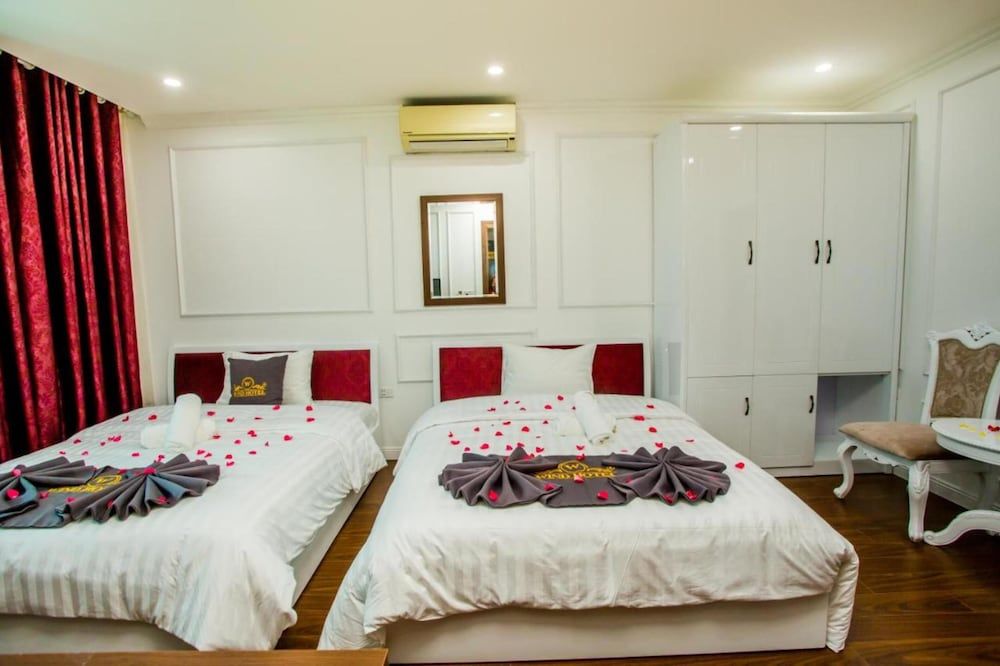 undefined Wind Hotel 9