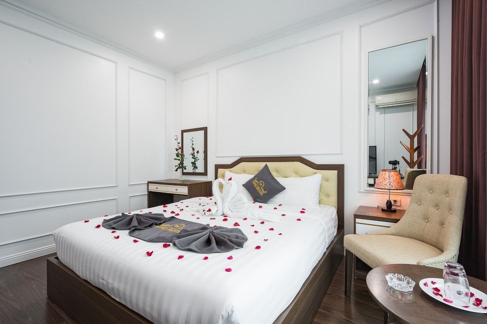 undefined Wind Hotel 2