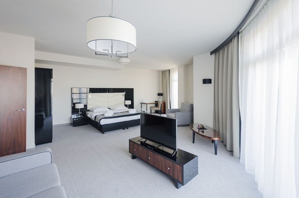 Exclusive Apartment, 2 Bedrooms, Terrace