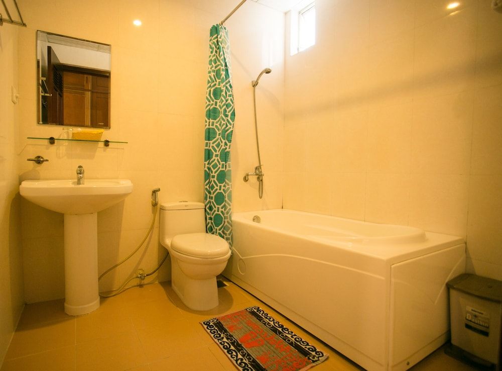 Golden Sea Hotel Nha Trang Deluxe Double Room, 1 Bedroom, Balcony, City View 10