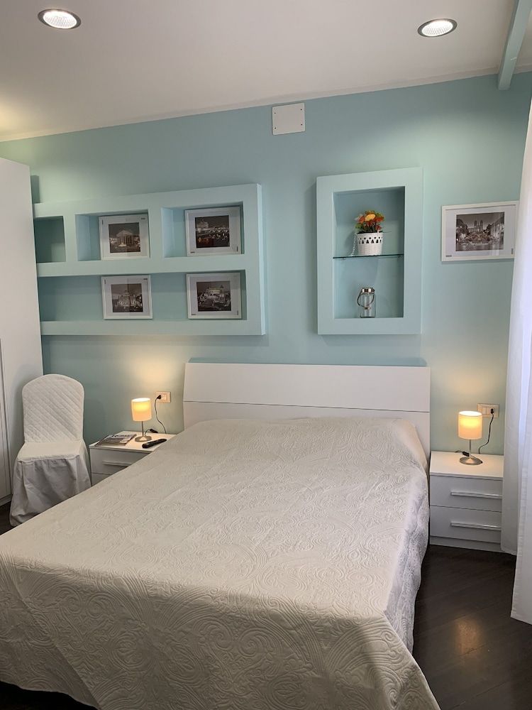 undefined Guesthouse Piazza Istria 5