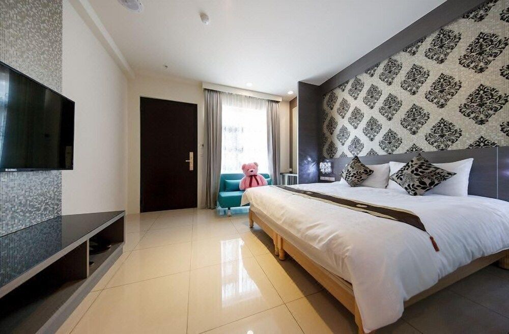 Signature Double Room, 1 Queen Bed (A02)