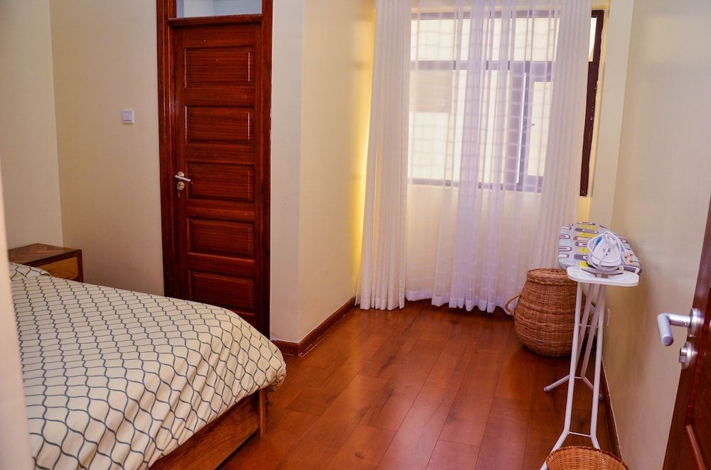 CherryWood Apartments Luxury Apartment 9