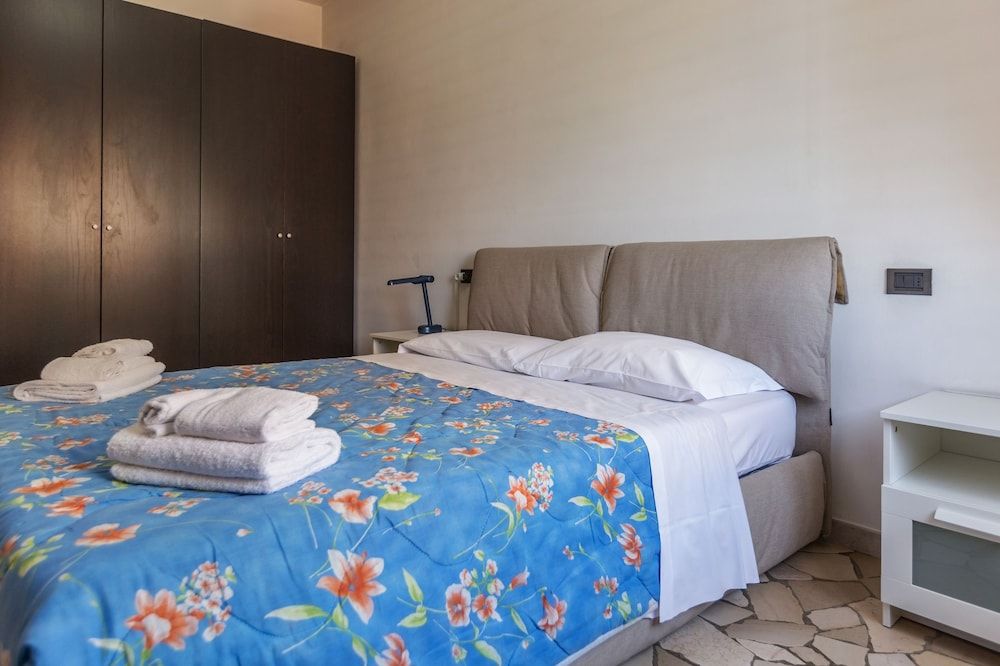 undefined Mecenate 7