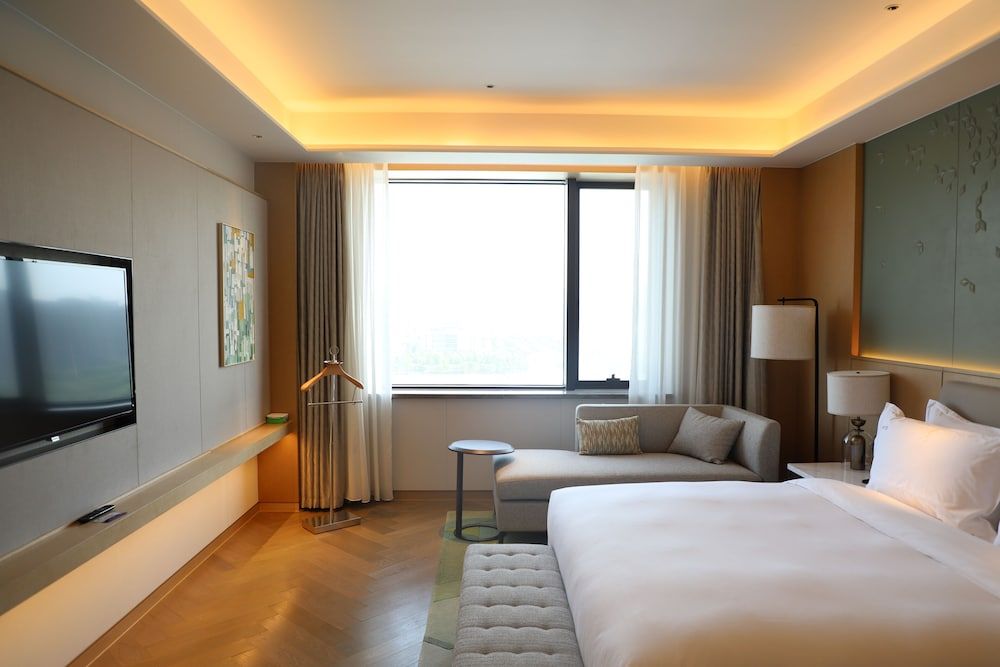 Suite, 1 Bedroom (Top Floor)