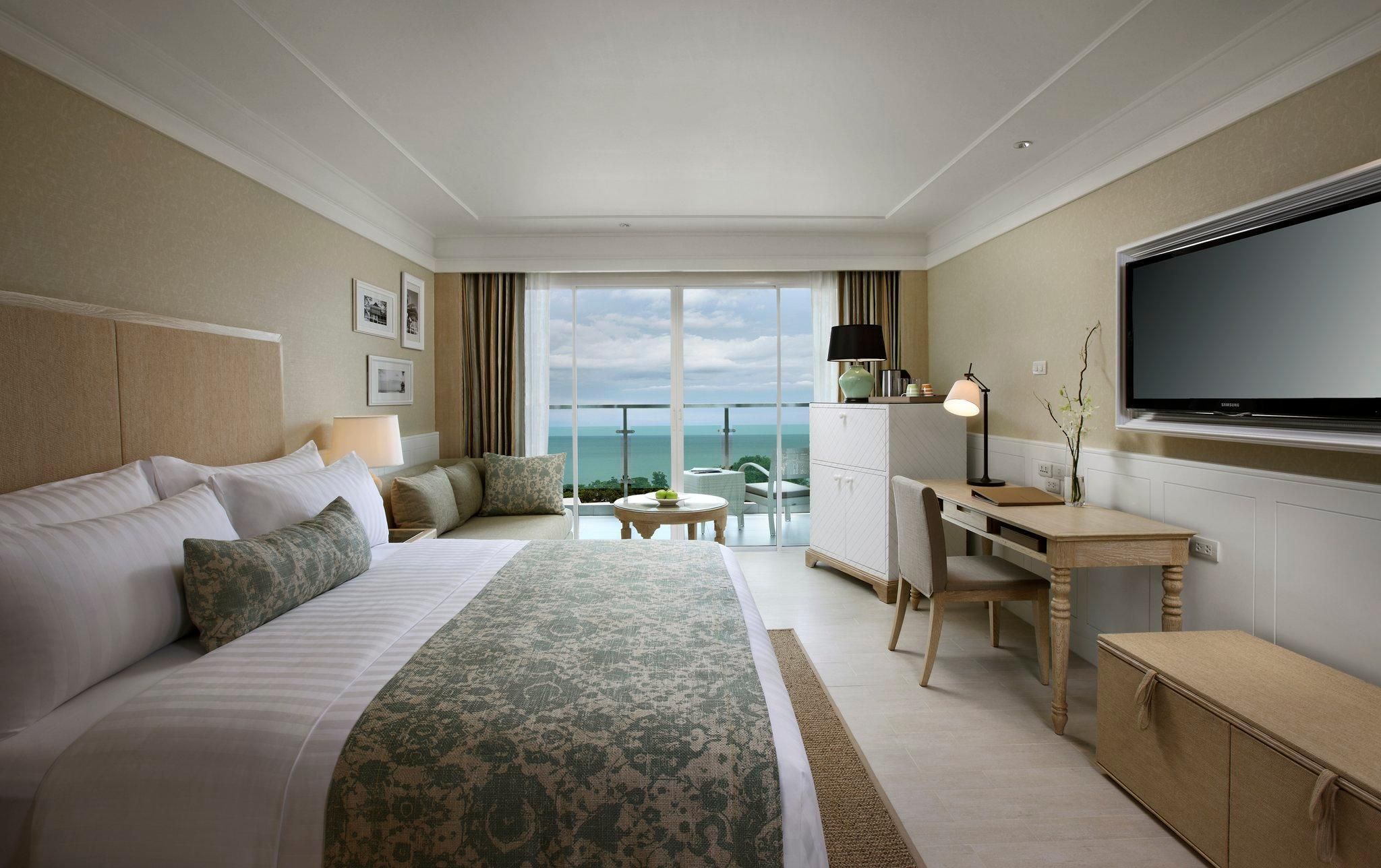 One Bedroom Suite Pool View