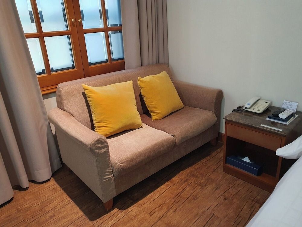 Karak Tourist Hotel Double Room 11