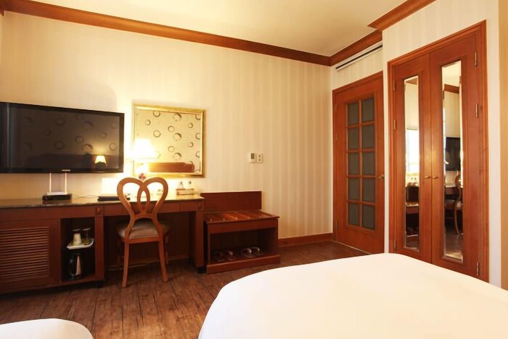 undefined Karak Tourist Hotel