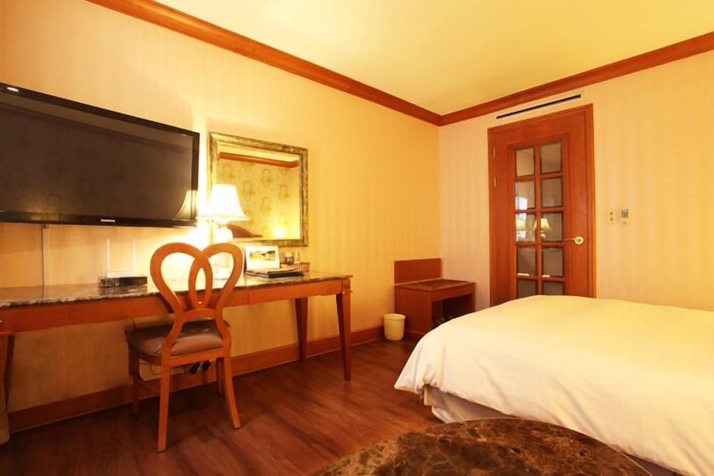 undefined Karak Tourist Hotel 2