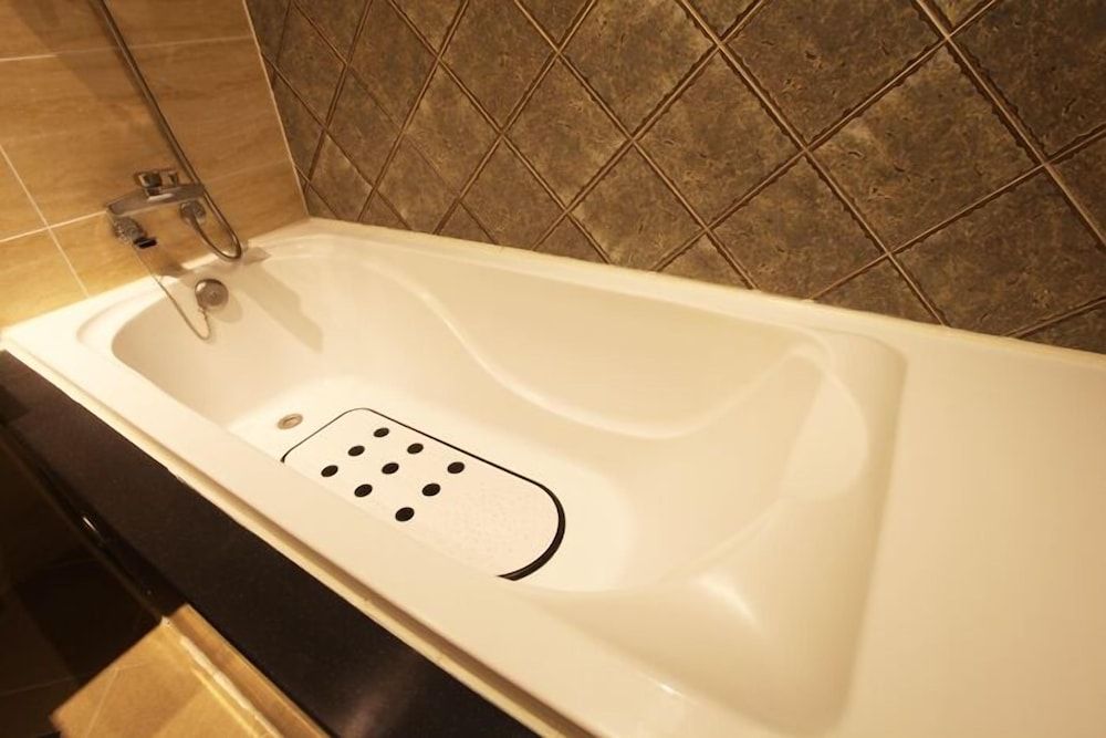 Karak Tourist Hotel Double Room 8