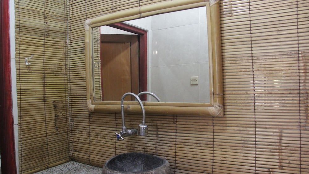 Penida Dive Resort Standard Twin Room 4