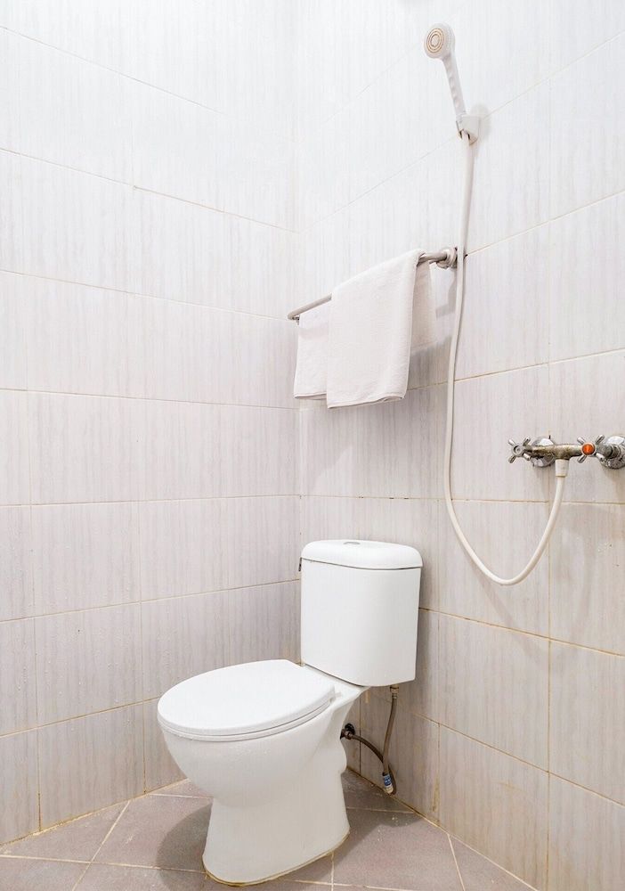 Hotel O Lontar Residence Standard Double Room 5